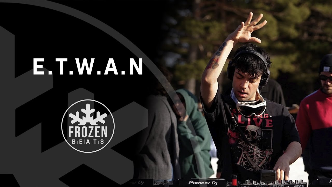 HOT GROOVES IN THE SNOW SO YOU KEEP YOURSELF HEATED / E.T.W.A.N / SET FROZEN BEATS EXPERIENCE CAP 11