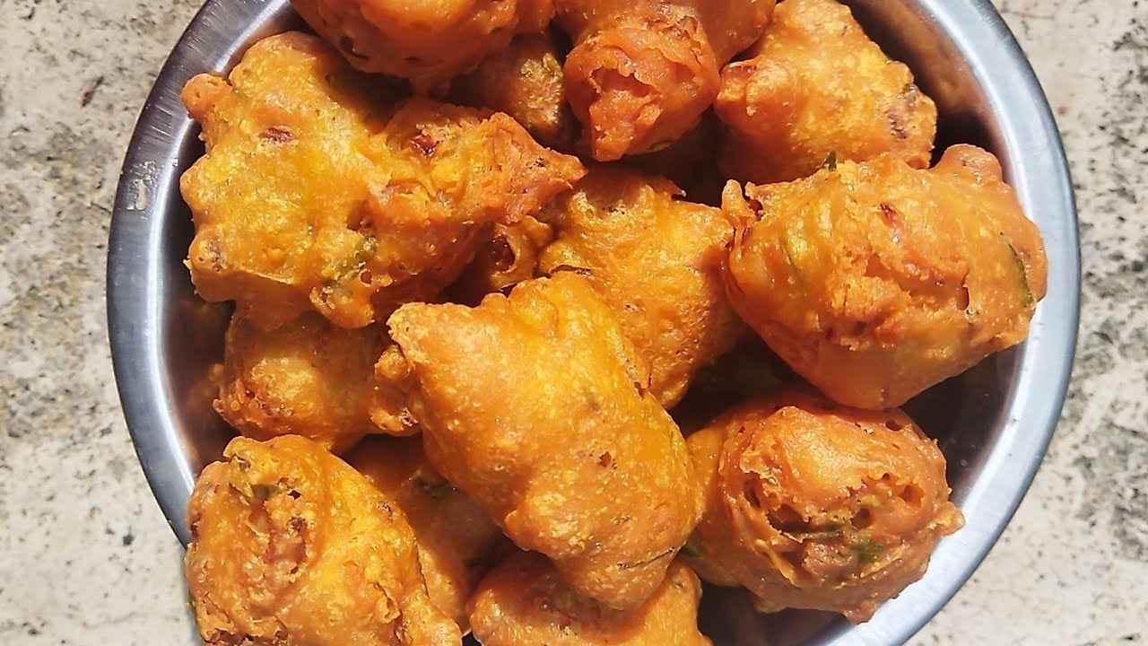 டீக்கடை மசால் போண்டா (@Kamiyotha 's kitchen vlog)