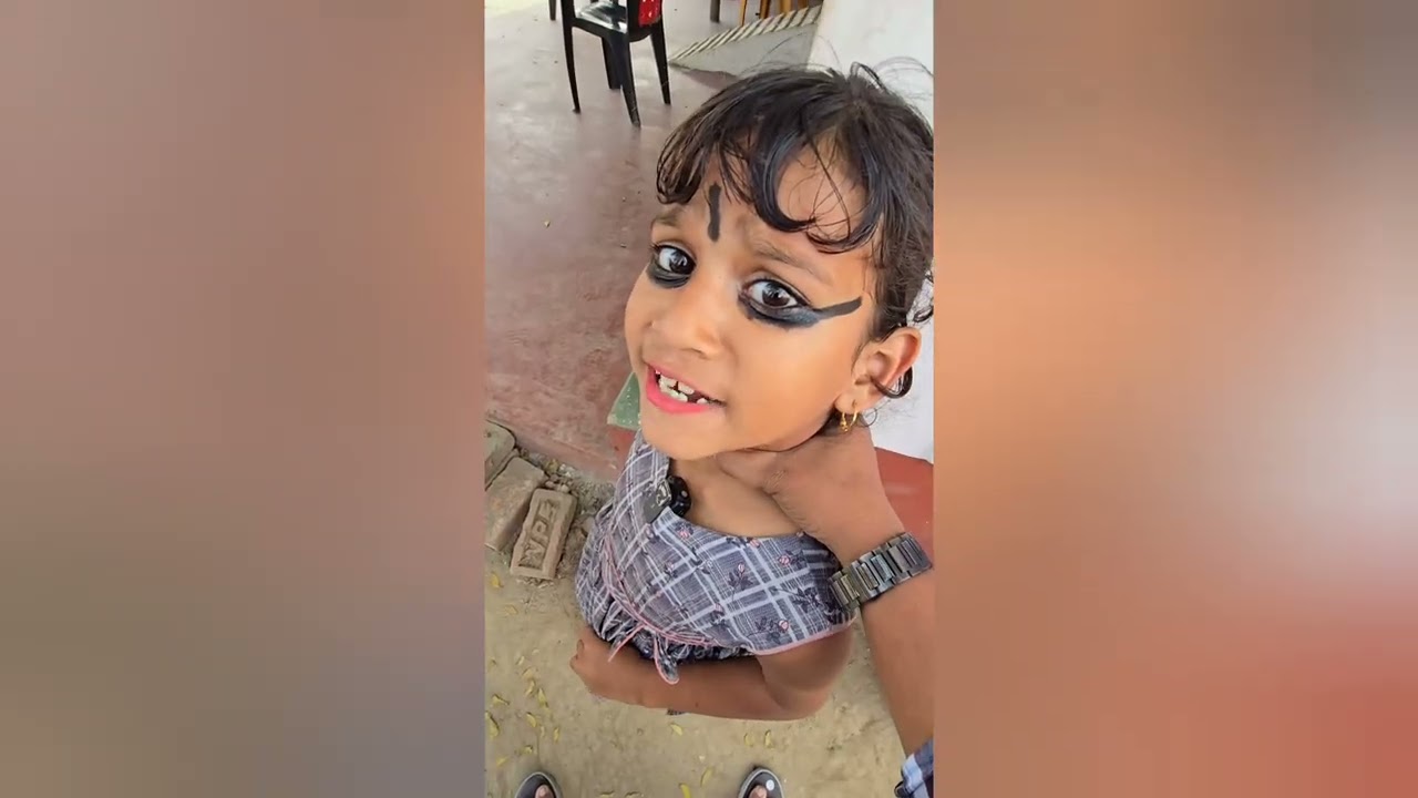 Mama ne gari khicha 🤣 Maternal uncle pulled the car #tiktokvideo #trendingvideo #car #english 