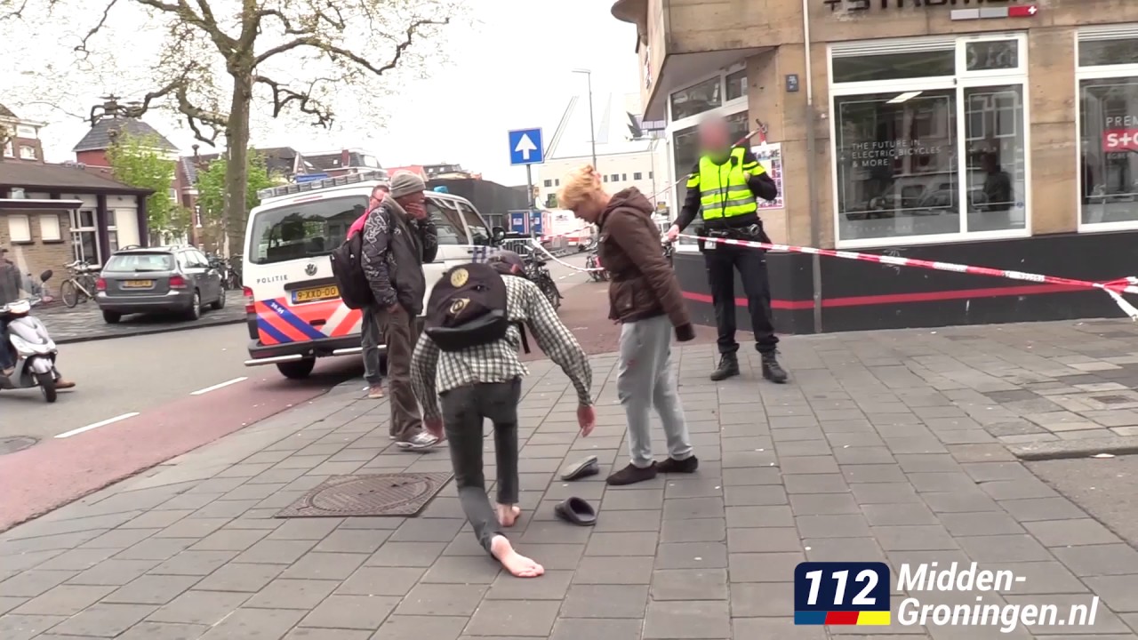 Dronken man belaagt agent in Groningen (en dit krijg je er van...)