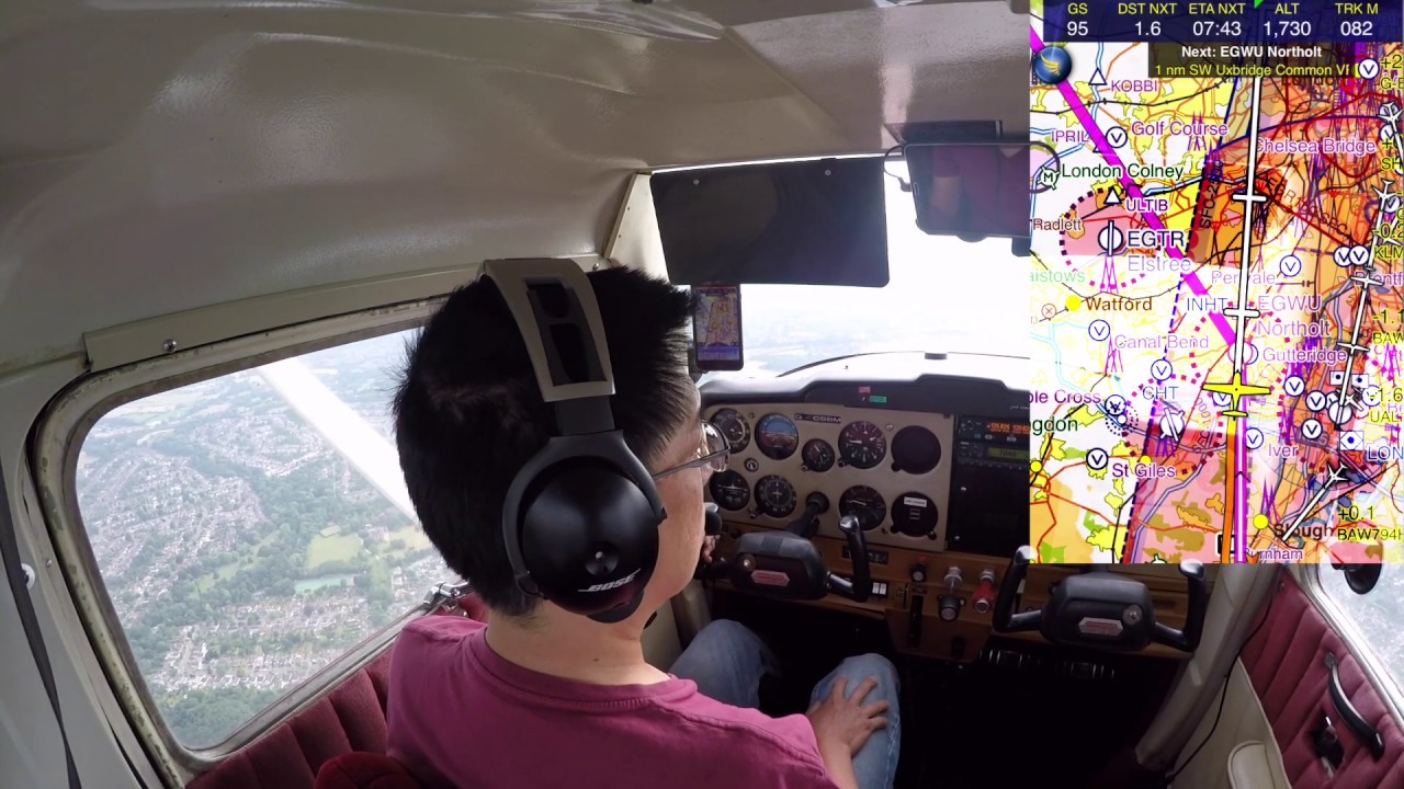 Flying a Cessna 150 - Crossing the Heathrow and Stansted controlled airspace