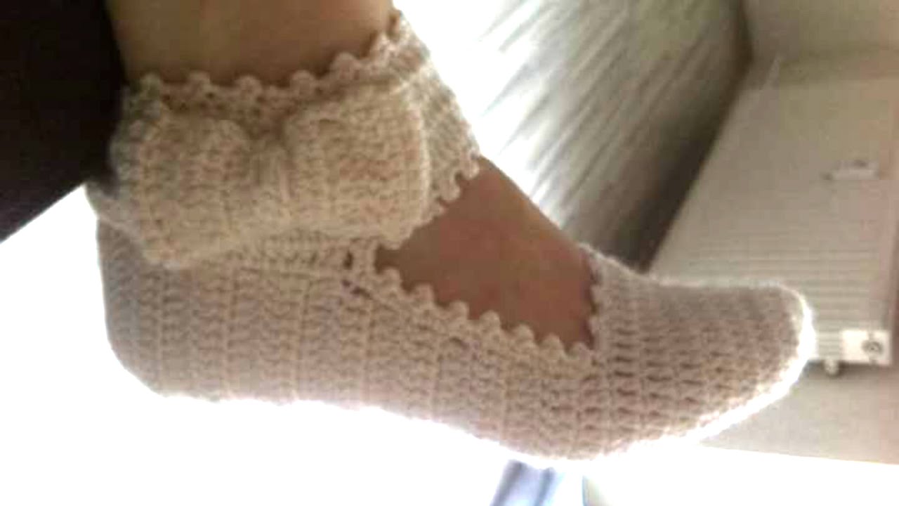 Cómo hacer pantufla con pulsera y moño para dama