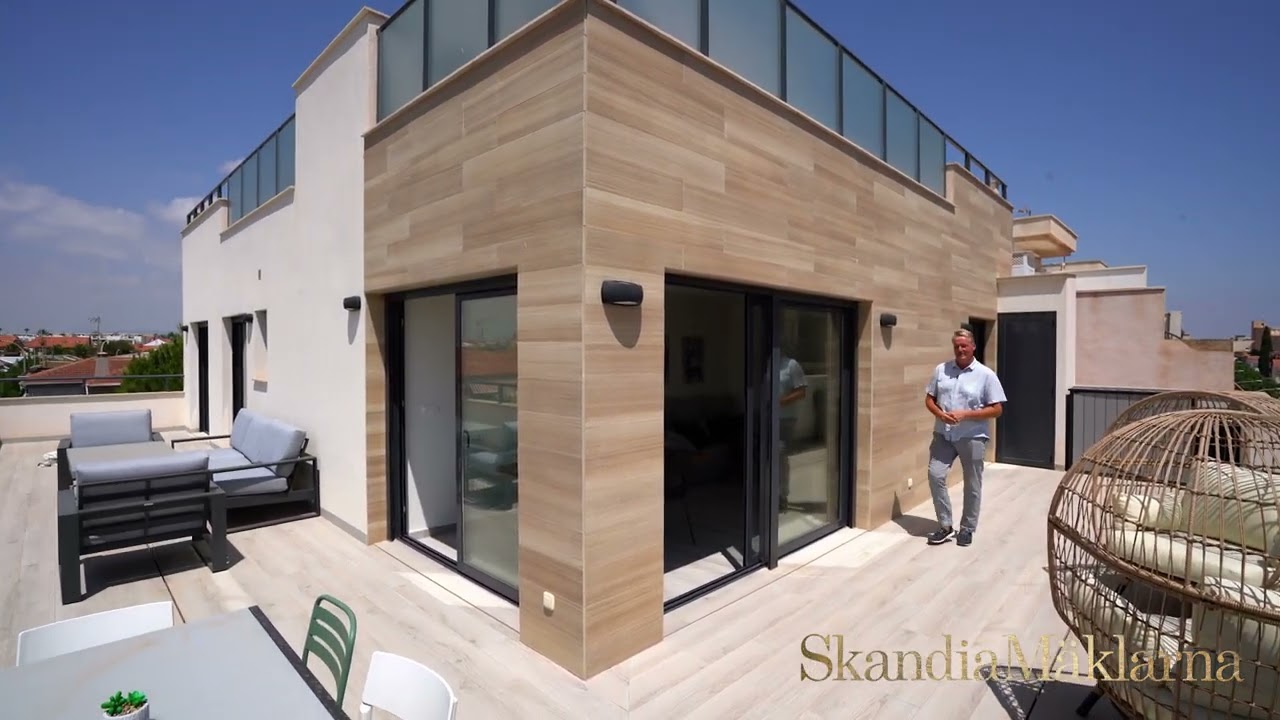 Unique penthouse apartment with big terraces and amazing views - SkandiaMäklarna Torrevieja