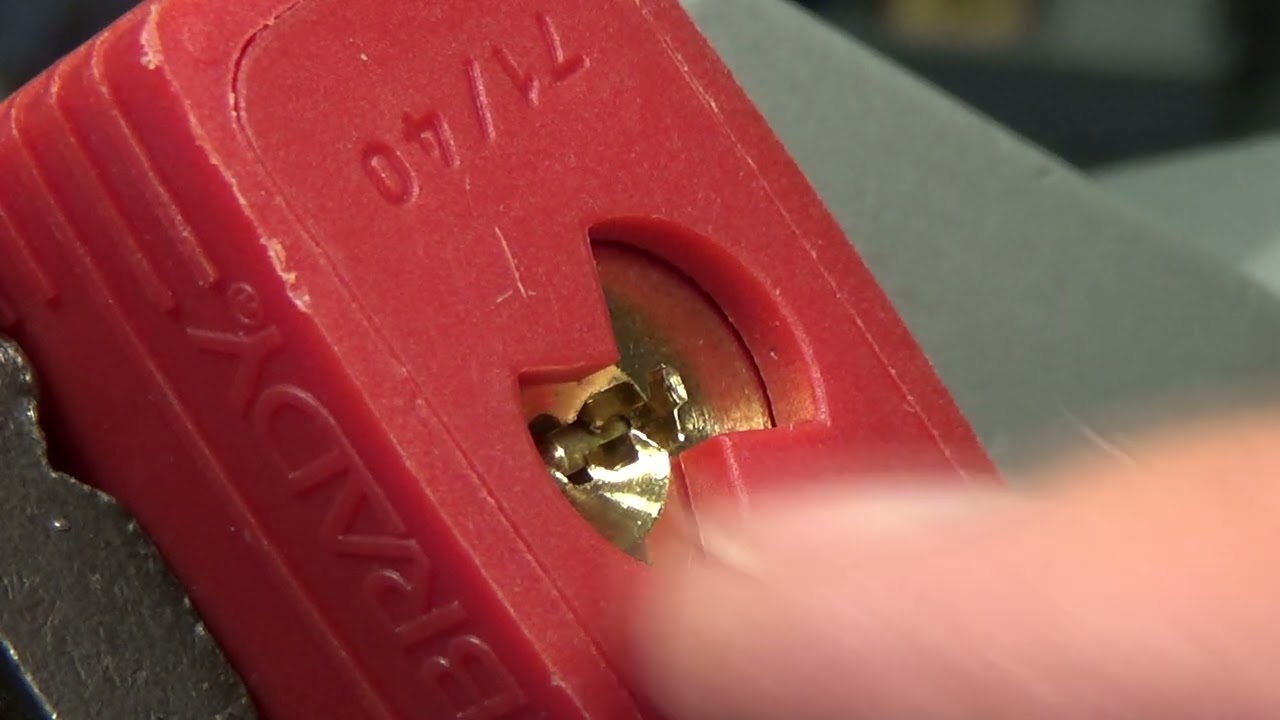 896 CANDADO LOTO BRADY-ABUS 71/40 DE TUMAY, GANZUADO Y DESMONTADO  sub eng