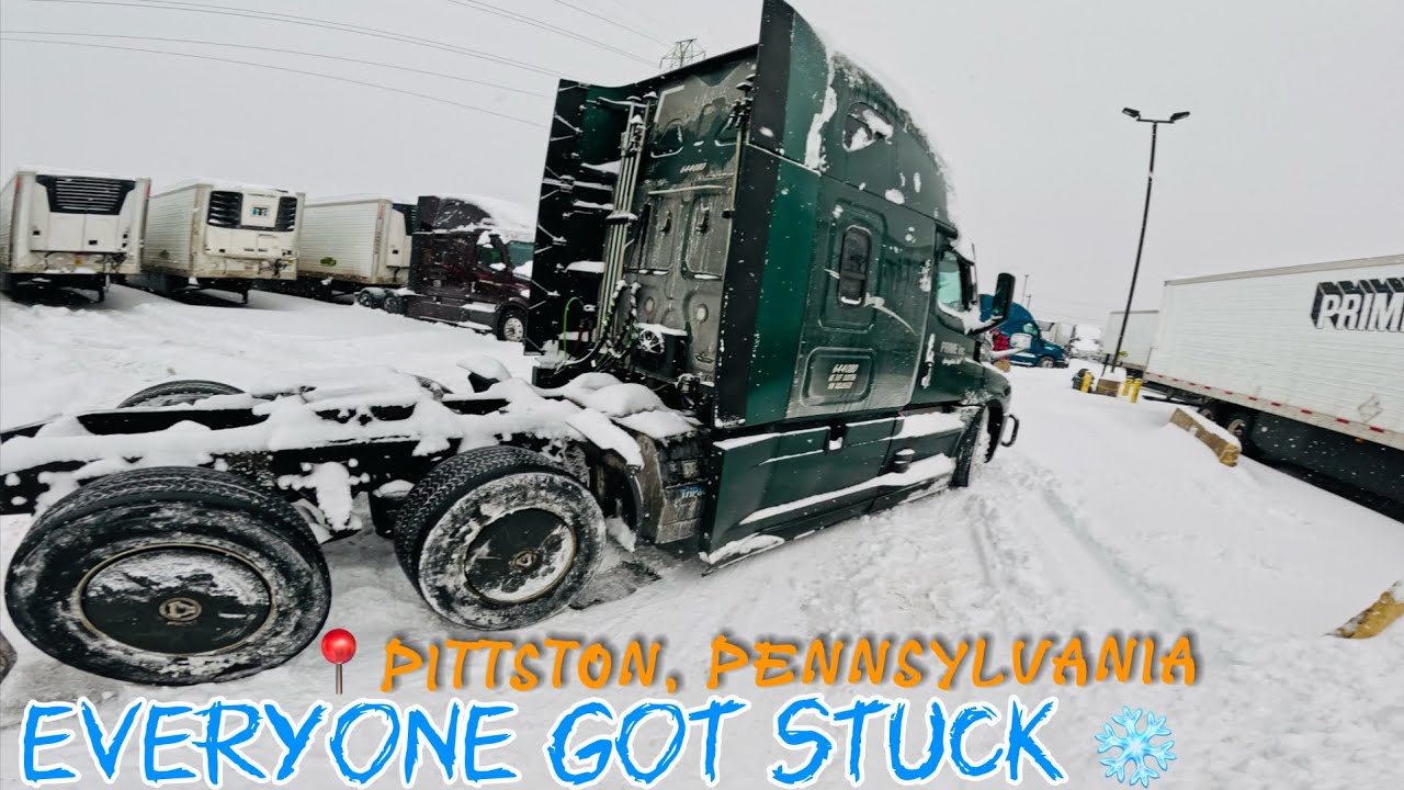 Everyone Got Stuck ❄️📍Pittston, Pennsylvania 