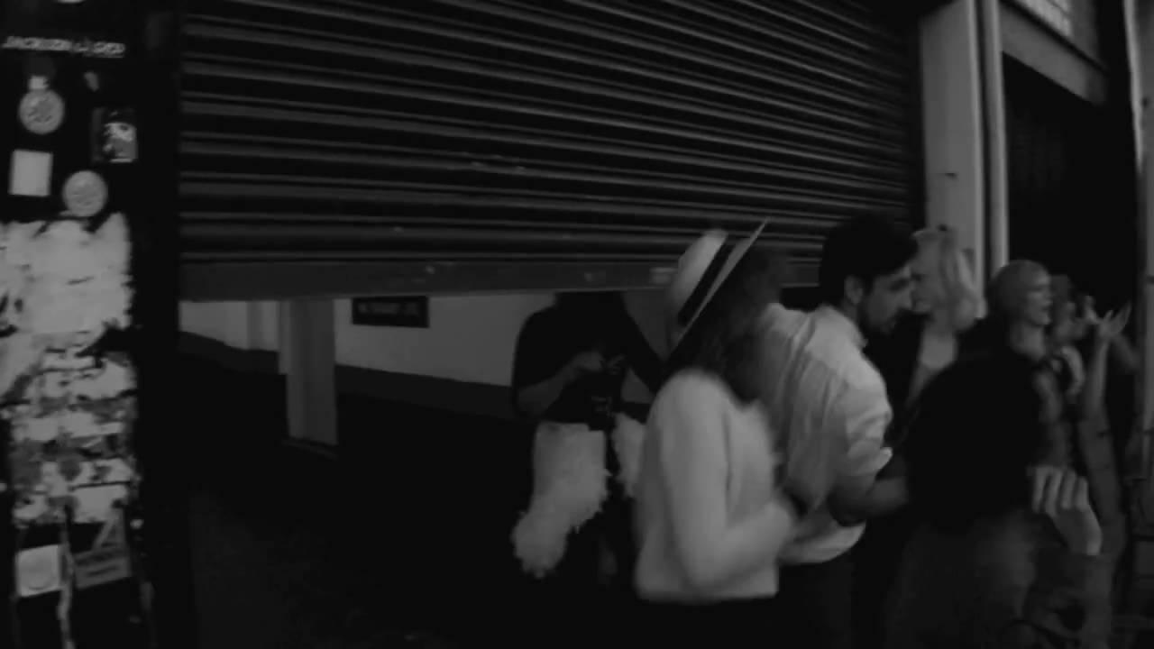 SLOW CLUB 