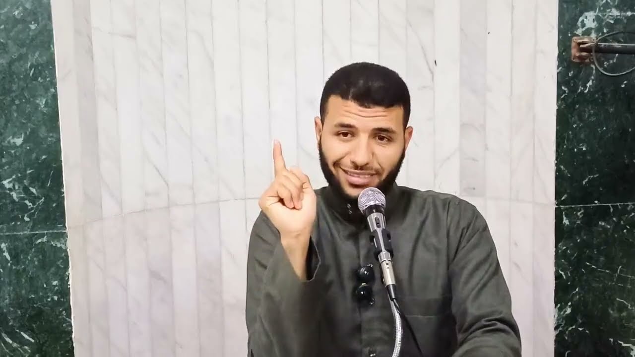 لهذا أُنزلت[[12]] قوله تعالى: وَيُرْسِلُ الصَّوَاعِقَ فَيُصِيبُ بِهَا مَن يَشَاءُ...