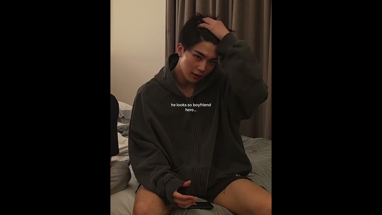 i want him so baddd 😭 #parkgunwook #gunwook #박건욱 #건욱 #zerobaseone #zb1