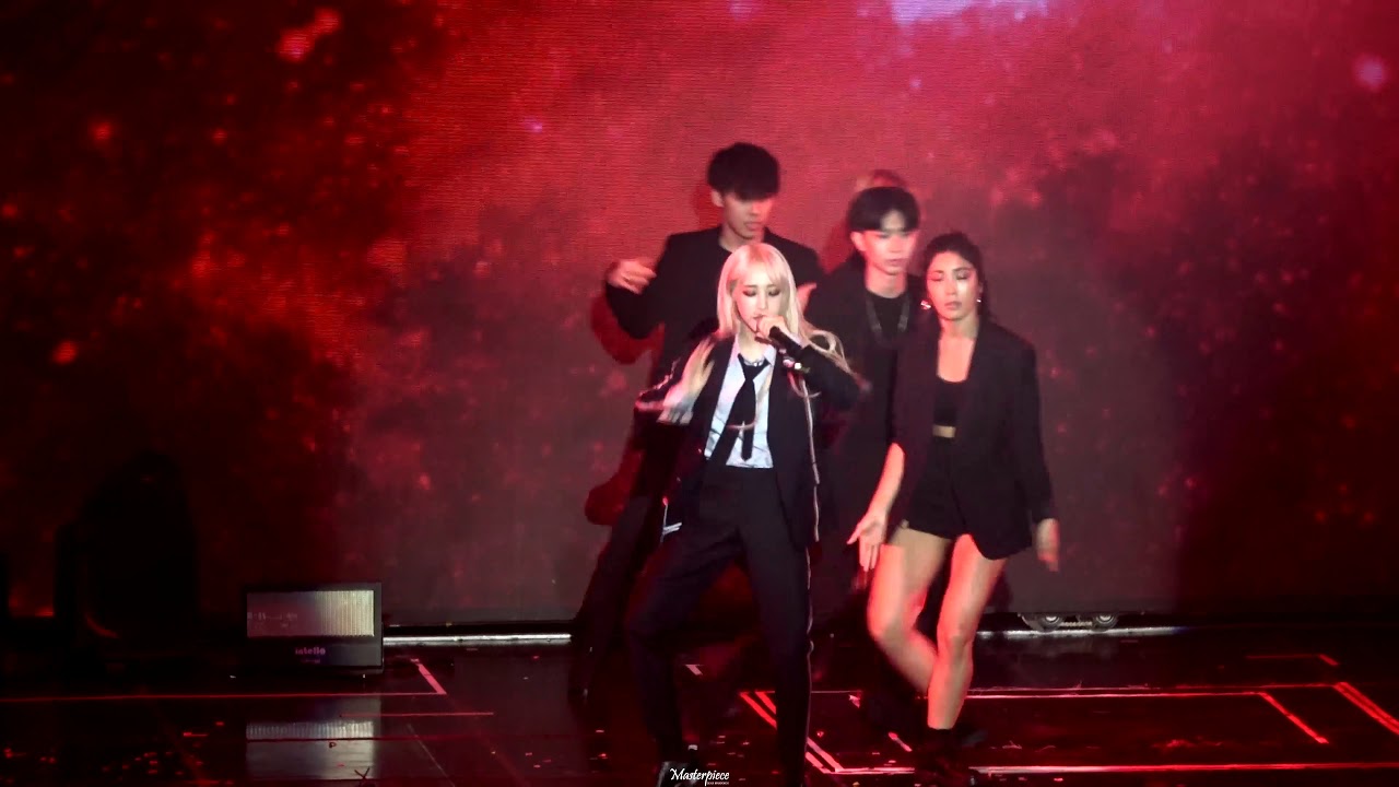 [4K] 190420 마마무(MAMAMOO) 4season F/W 콘서트 문별 개인무대 SELFISH 직캠