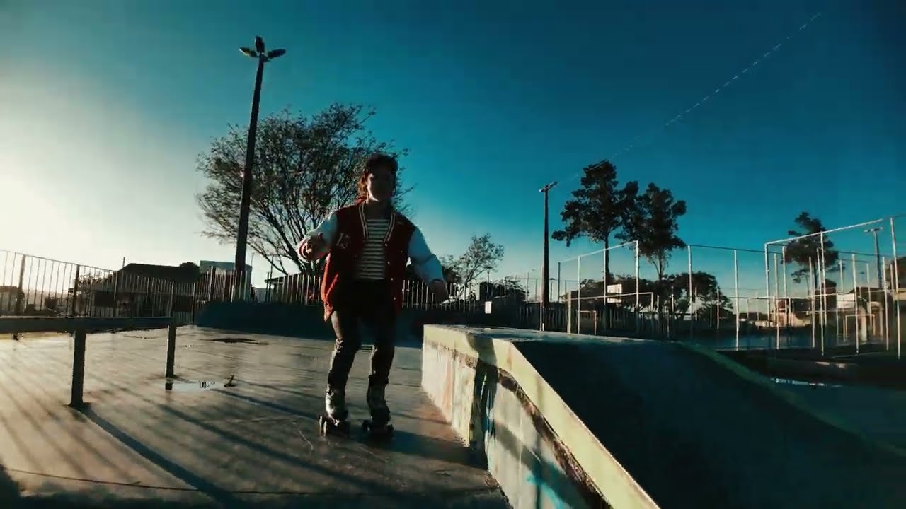 Roller Skate Stranger Things Vibes | Patins Quad Manobras | Skatepark