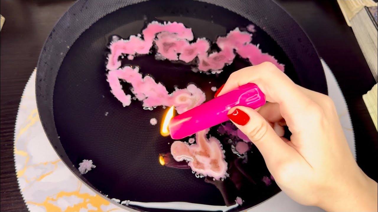 🥺💔 О ЧЕМ ОН ХОТЕЛ БЫ СКАЗАТЬ❓ Гадание на свече 🕯️