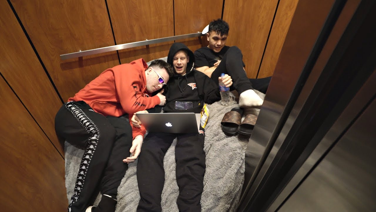 24h Elevator Challenge at the FaZe House