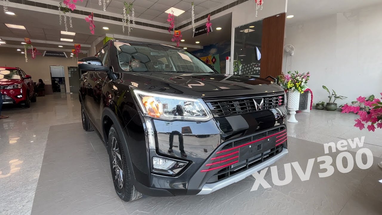 All New Mahindra XUV300 Turbo ! *Black Color looks Amazing*  ₹12,7L