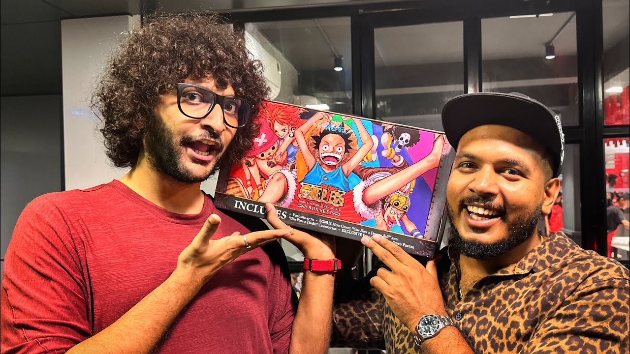 Surprising aliyan with One Piece Manga 😱