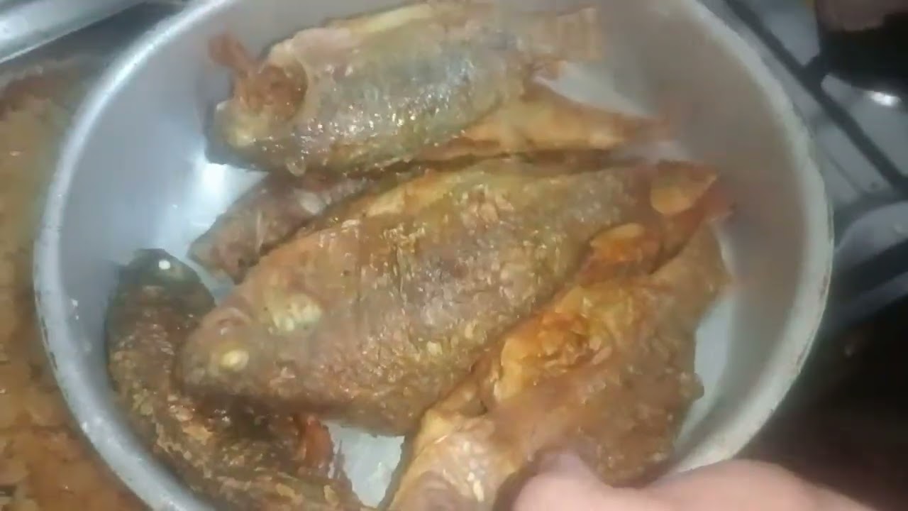 فطار النهارده رز احمر وسمك مقلي 