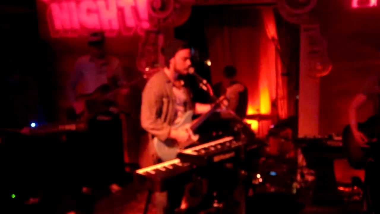 Ásgeir Trausti - In The Silence Dýrð í dauðaþögn (live in LA @ Bardot 03.18.13)