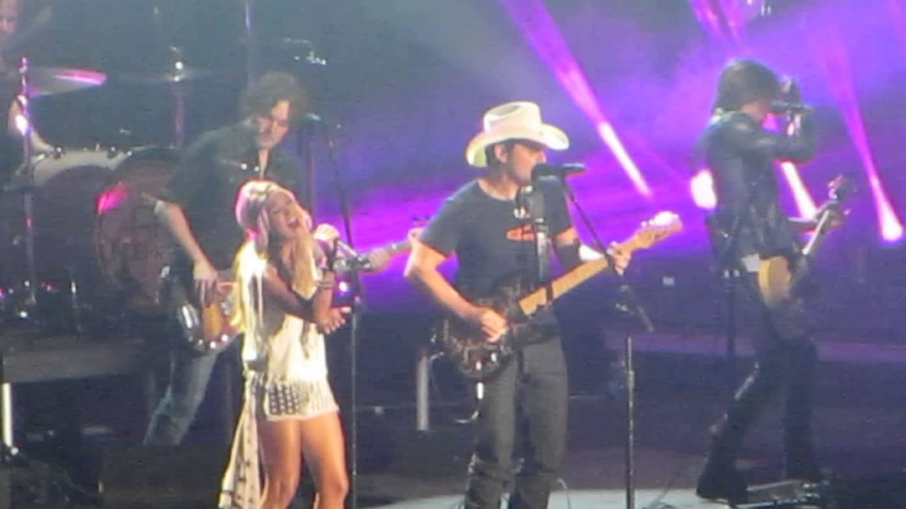 Remind Me - Carrie Underwood & Brad Paisley - CMAFest 2013