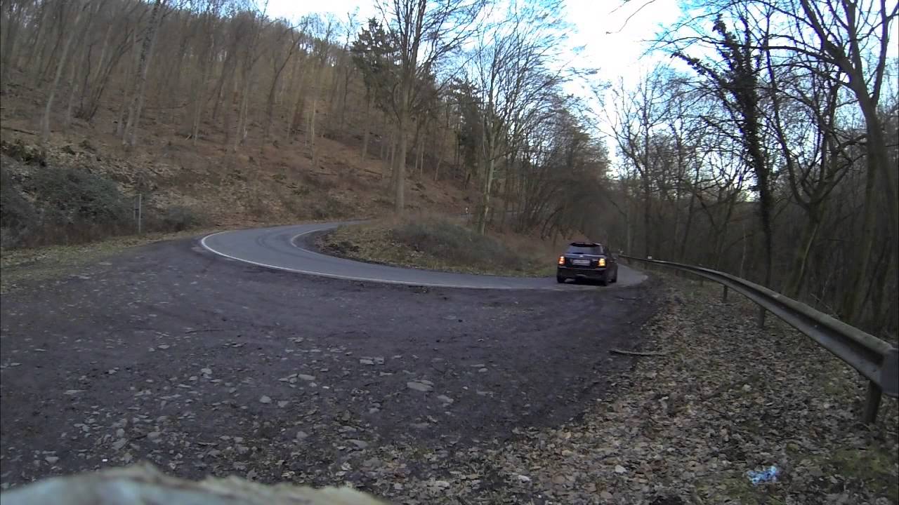 MINI JCW R56 + AKRAPOVIC DOWNPIPE powered by KRUMM