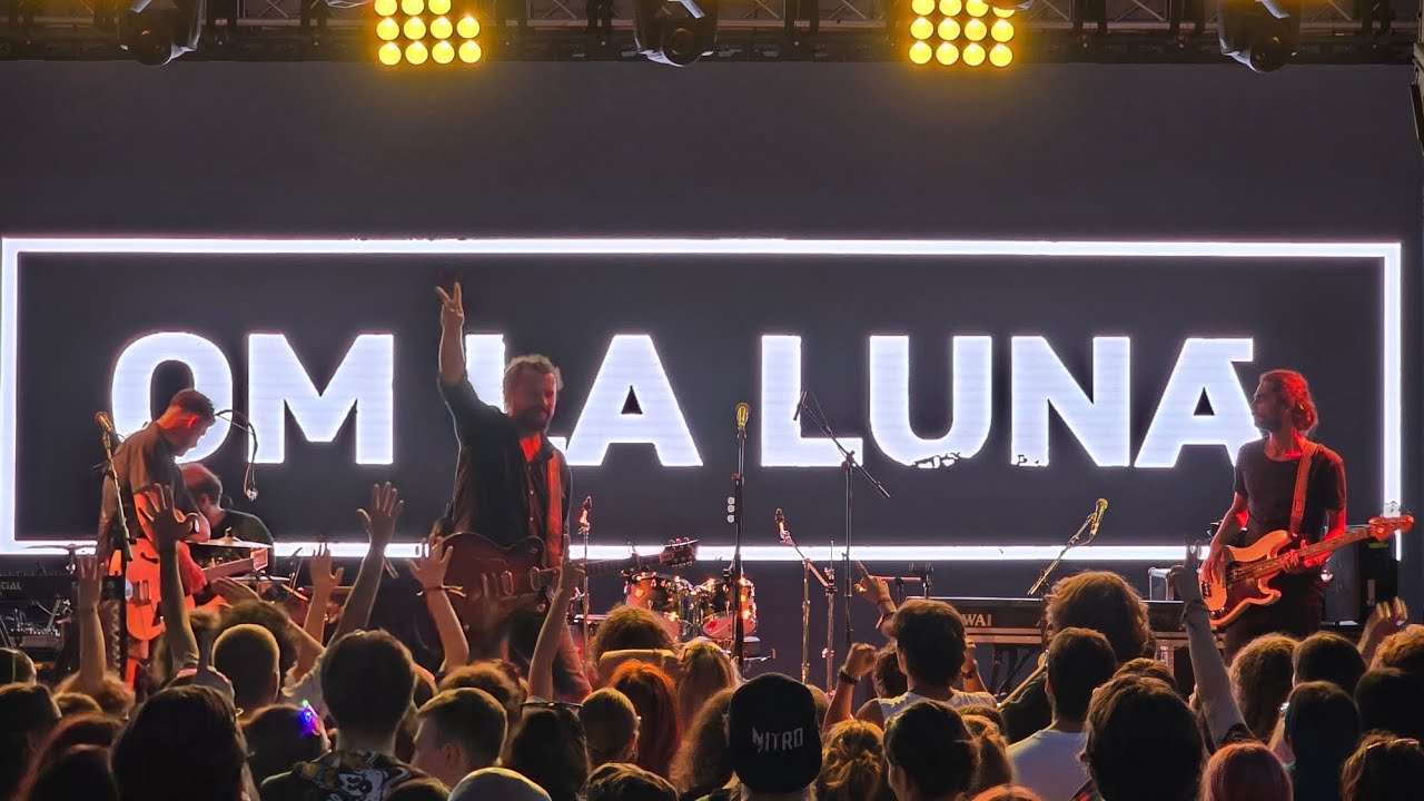 Om la Lună - Spre înălțime live at Promenada 12.07.24