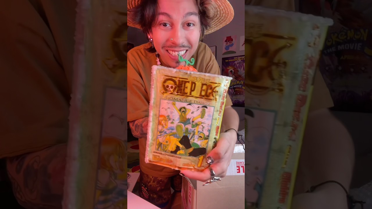 DESTROYING 1ST EDITION ONE PIECE MANGA #onepiece #onepiecemanga #onepieceliveaction #dyebones