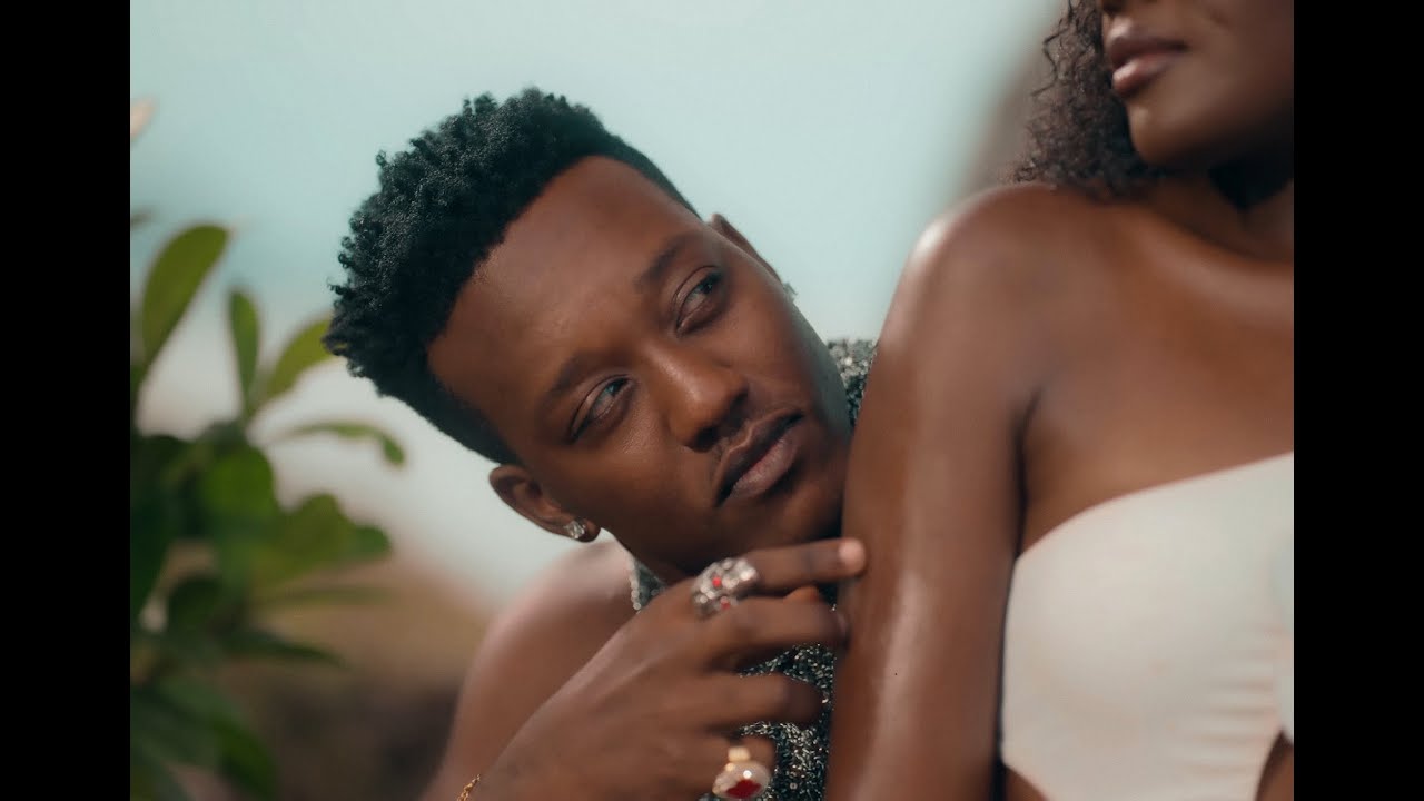 Element Ele&eacute;eh - TOMB&Eacute; (Official Music Video)