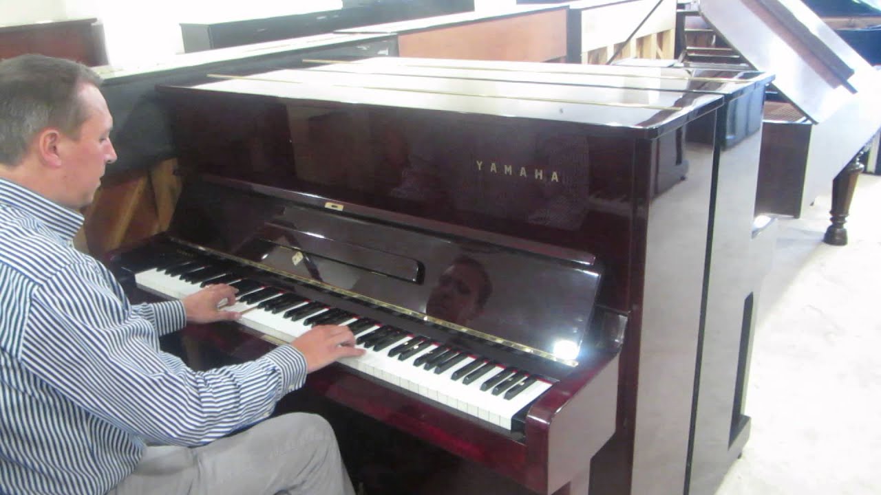 Yamaha U1 Rosewood piano