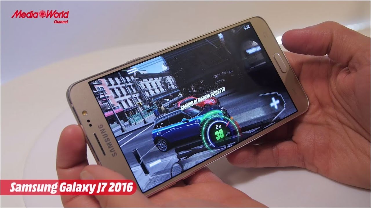 Samsung Galaxy J7 2016 - Video recensione ITA