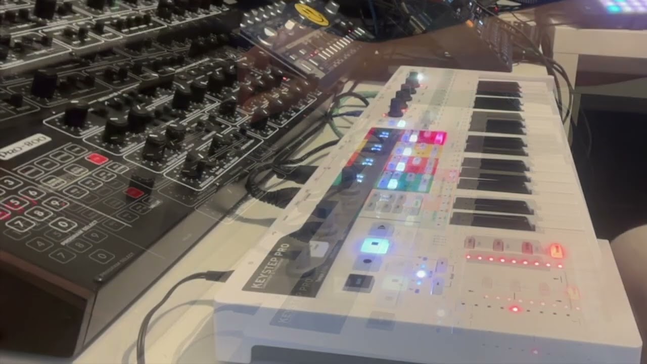 Behringer Pro 800  : Classic and Electro sounds examples