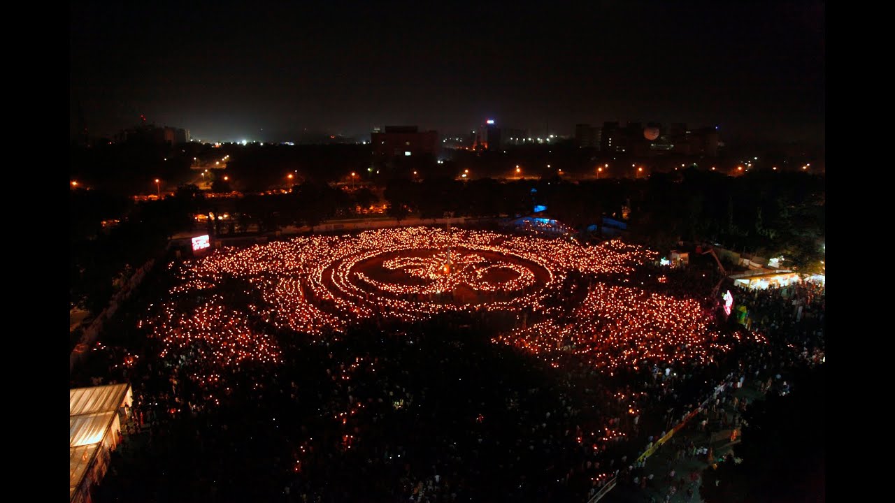 Maha Aarti by Gandhinagar Cultural Forum Navali Navratri 2013-Ariel View including HELICAM Footage