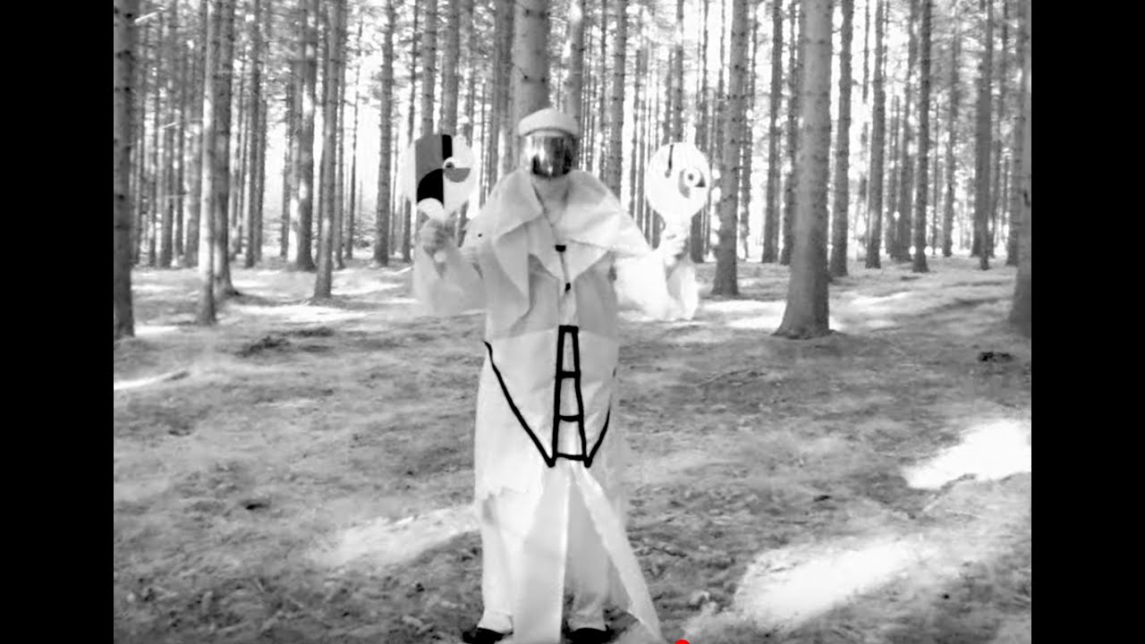 Stuck in a Loop - Roaming featuring Jonas Poppe & Pascal Fuhlbrügge (Music Video by Timo Schierhorn)