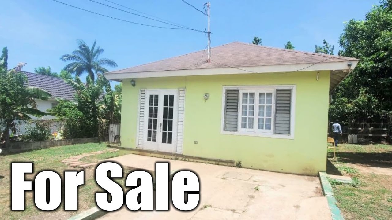 3 Bedrooms 2 Bathrooms House For Sale at Rhyne Park, Montego Bay, St. James, Jamaica