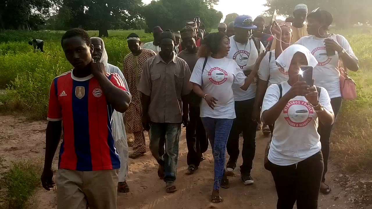 A trip to Kalepha Sanneh's grave in Bariya, Senegal