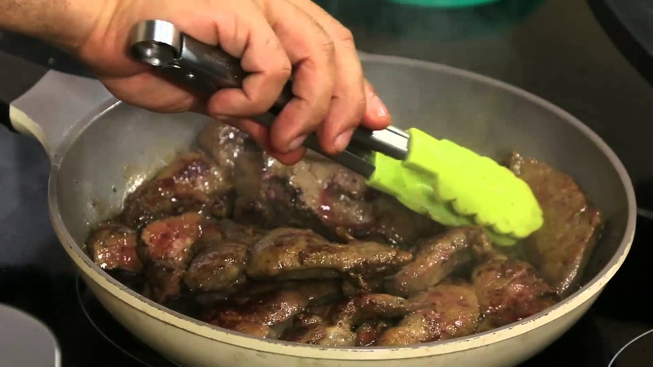 كبدة بتلو على طريقة فيينا #عالم_لذيذ_جدا #هشام_البنا #cbcsofra