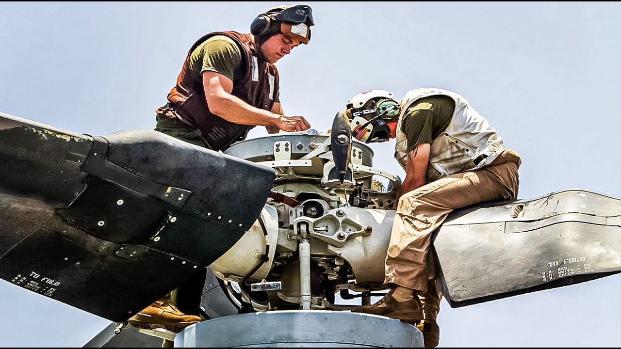 Expert U.S. Marine Mechanics Work on MV-22B Osprey Tiltrotor Repairs