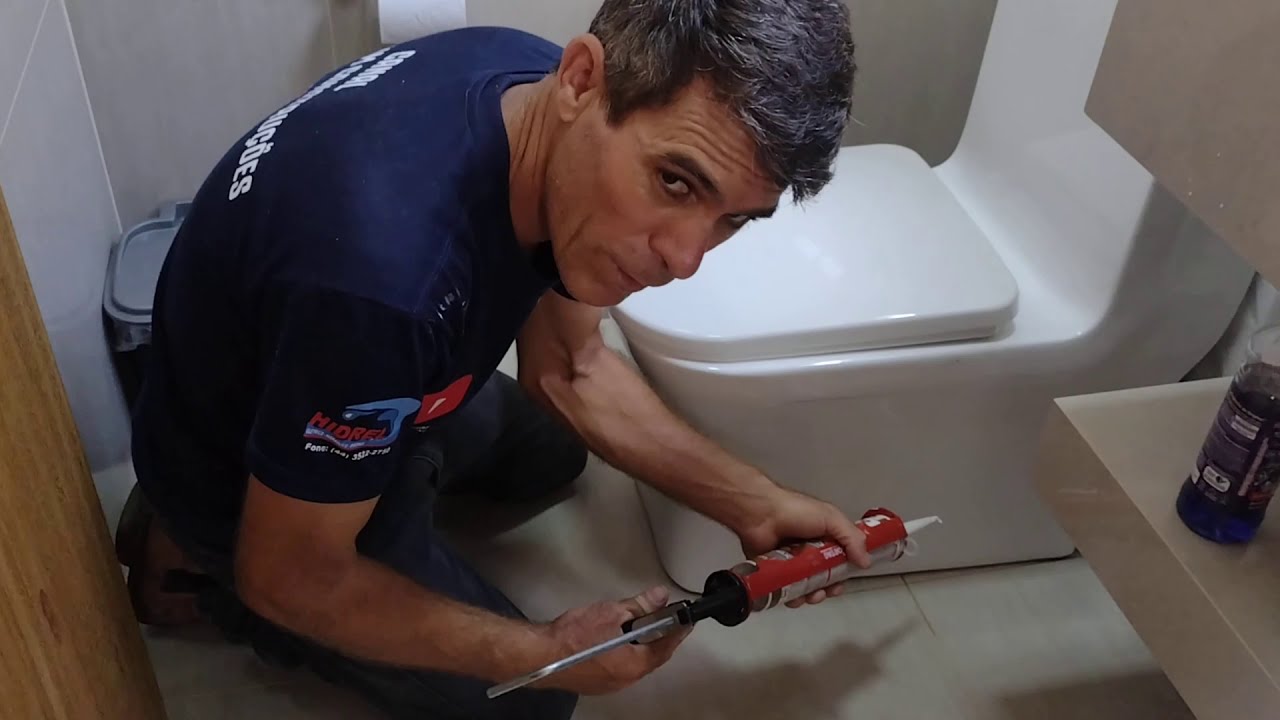 Seu banheiro está fedendo?? pode ser na parte de baixo no vaso sanitário