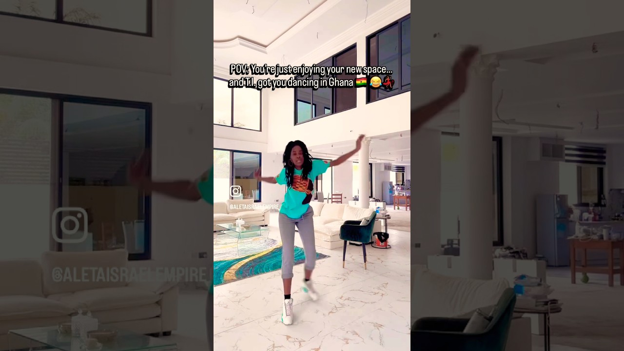 Танцы в моем новом пространстве + T.I и @MarieBustinMoves заставили меня это сделать 😂💃🏽 Гана 🇬🇭