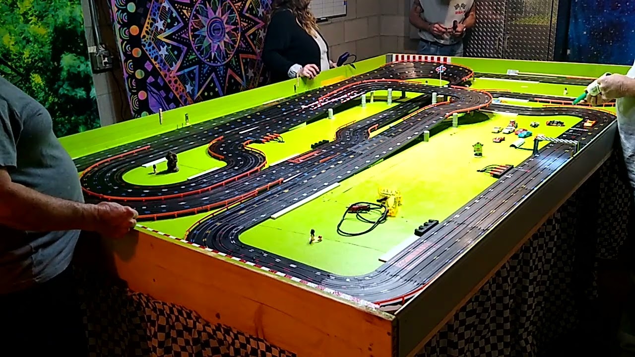 Rocket Raceway h.o. slot car racing 11/30/25 open class 