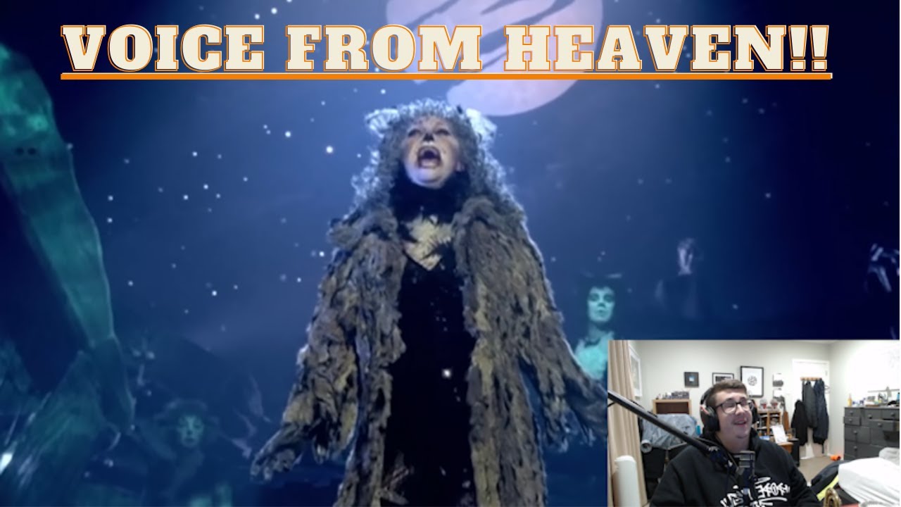 Elaine Page performs Memory from Cats - REACTION