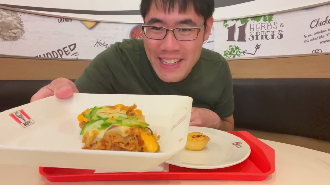 KFC in Vietnam Has Chizza &ndash; What&rsquo;s It Like?