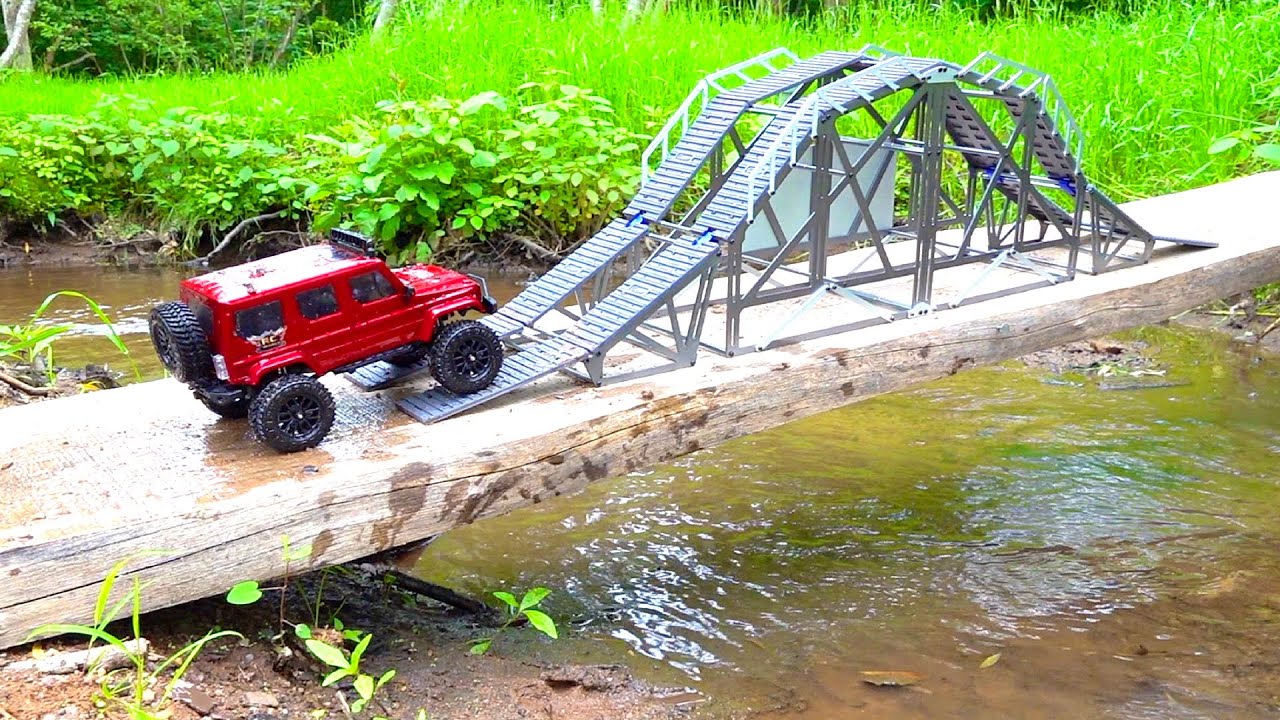 RC TOPiA — Курс мини-грузовика — Парк на заднем дворе — Панда и редкий AXiAL #ProudParenting | RC...