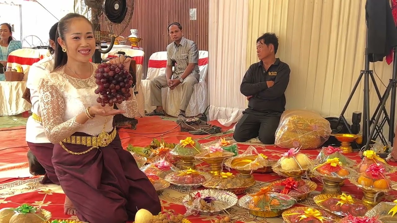 ច្រៀងរាប់ផ្លែឈេី ជូនលោកមេបា 