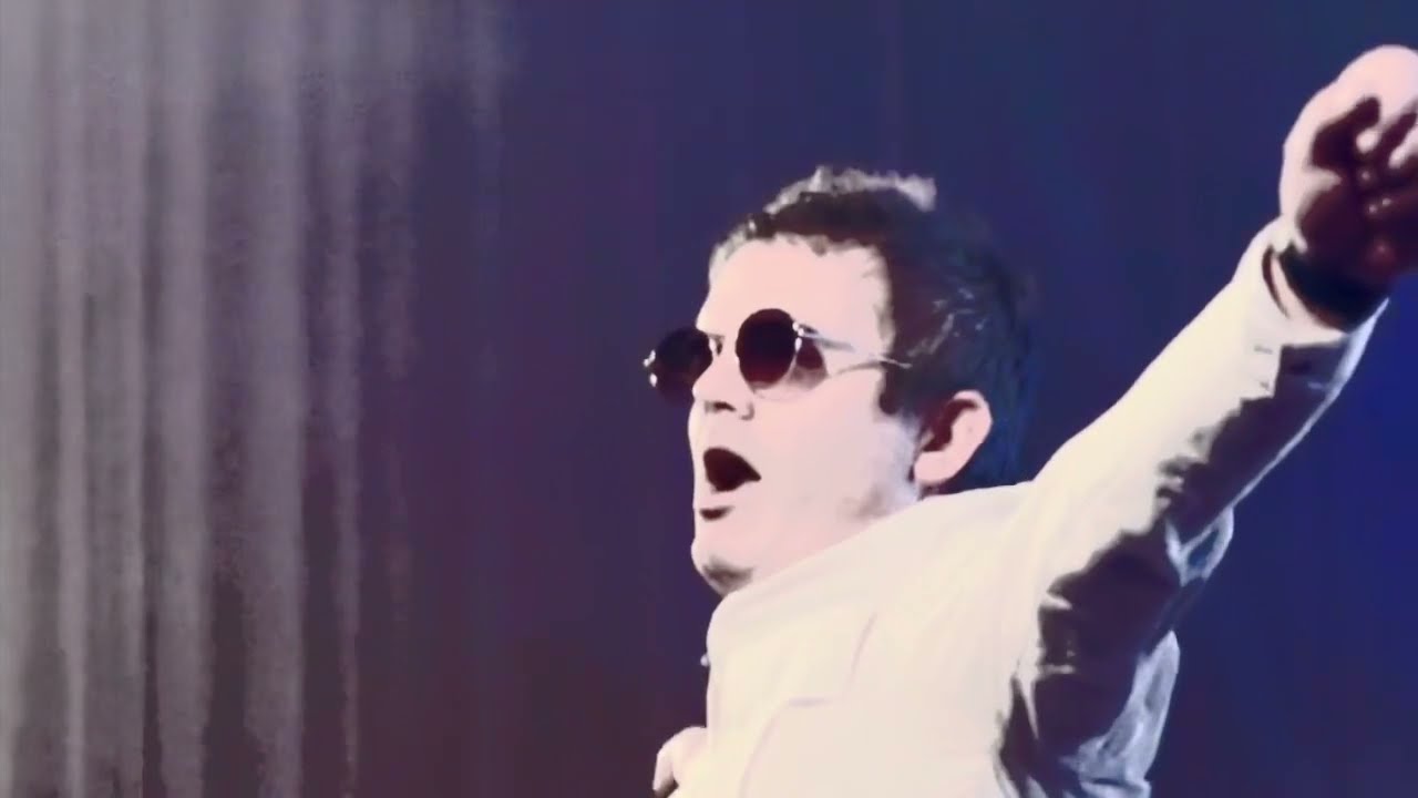 Supernova - The UK's Best Oasis Tribute Band