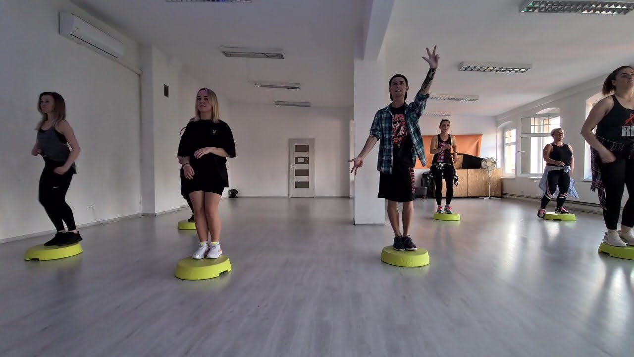 Magic-Rude  | ZUMBA® STEP | Merengue REMIX By Saul Sazon