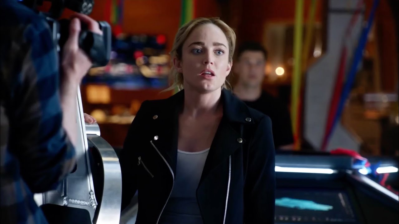 sara lance being done with everything and everyone for 5 minutes straight (s5)