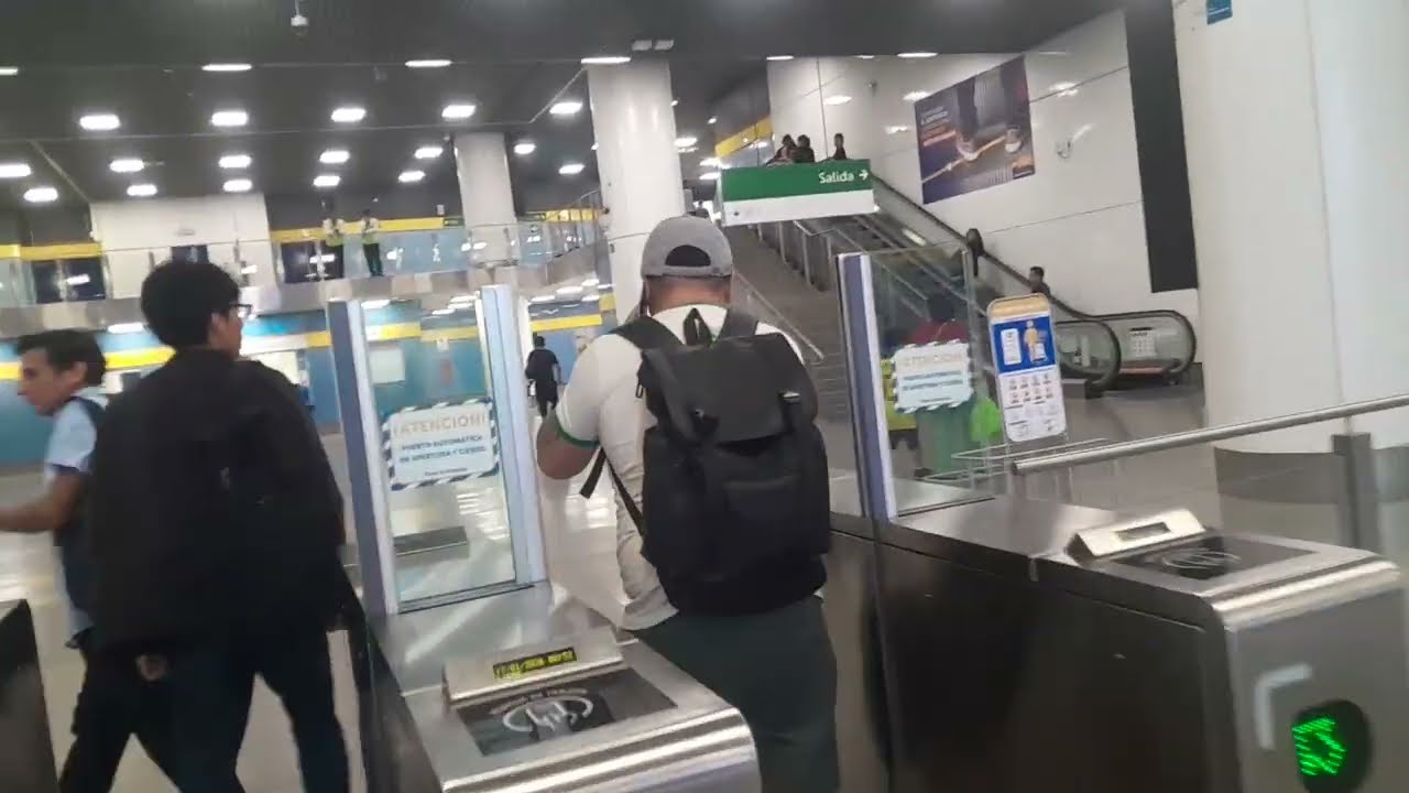 Seguimos viajando en la LINEA 2 DEL METRO DE LIMA Y EL CALLAO. Nuestro primer metro subterraneo.