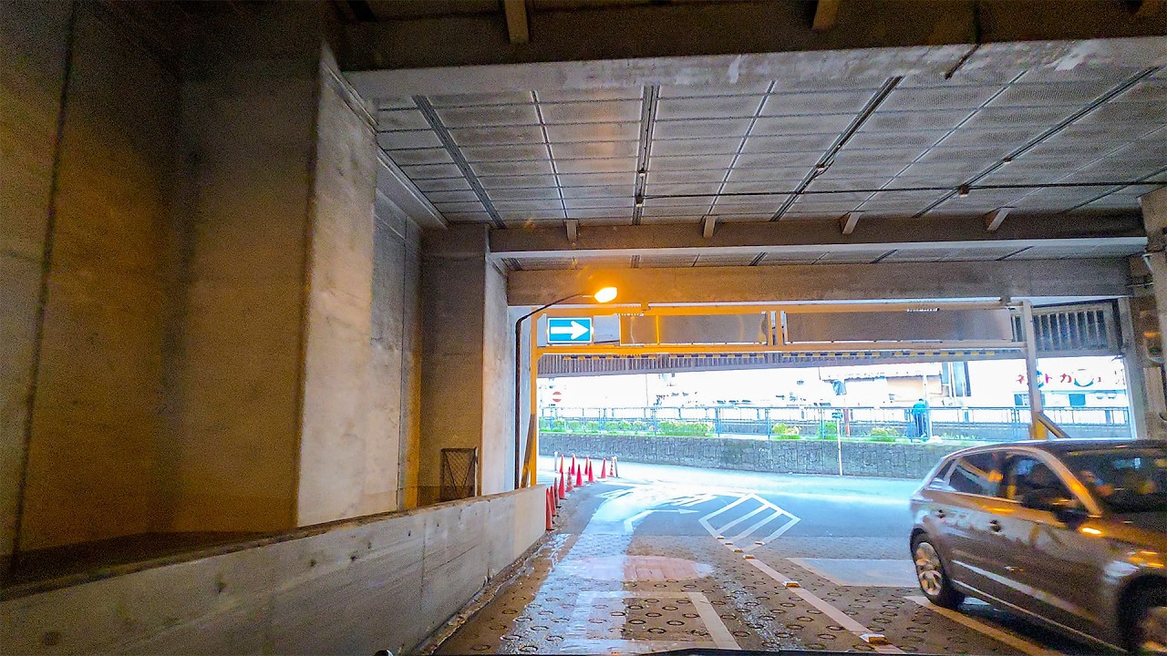 🅿️横浜ジョイナス『立体』駐車場出口から（同建物：横浜高島屋）｜神奈川県 横浜市 西区 南幸 出方