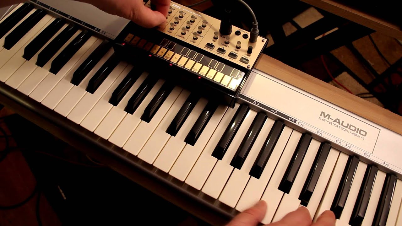 Korg Volca Keys played via MIDI keyboard