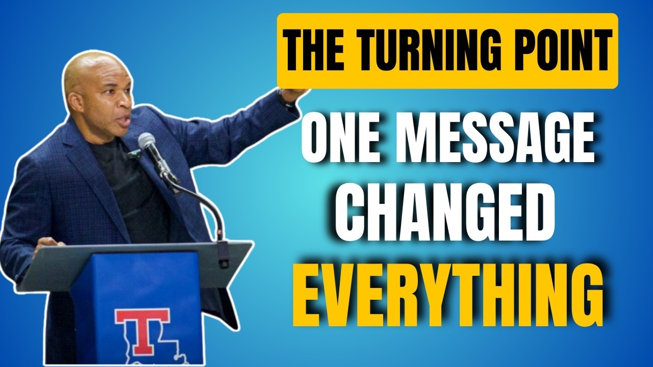 Leadership Coach, Christopher Rivers delivers keynote at the LA Tech Basketball Tip-Off Dinner.