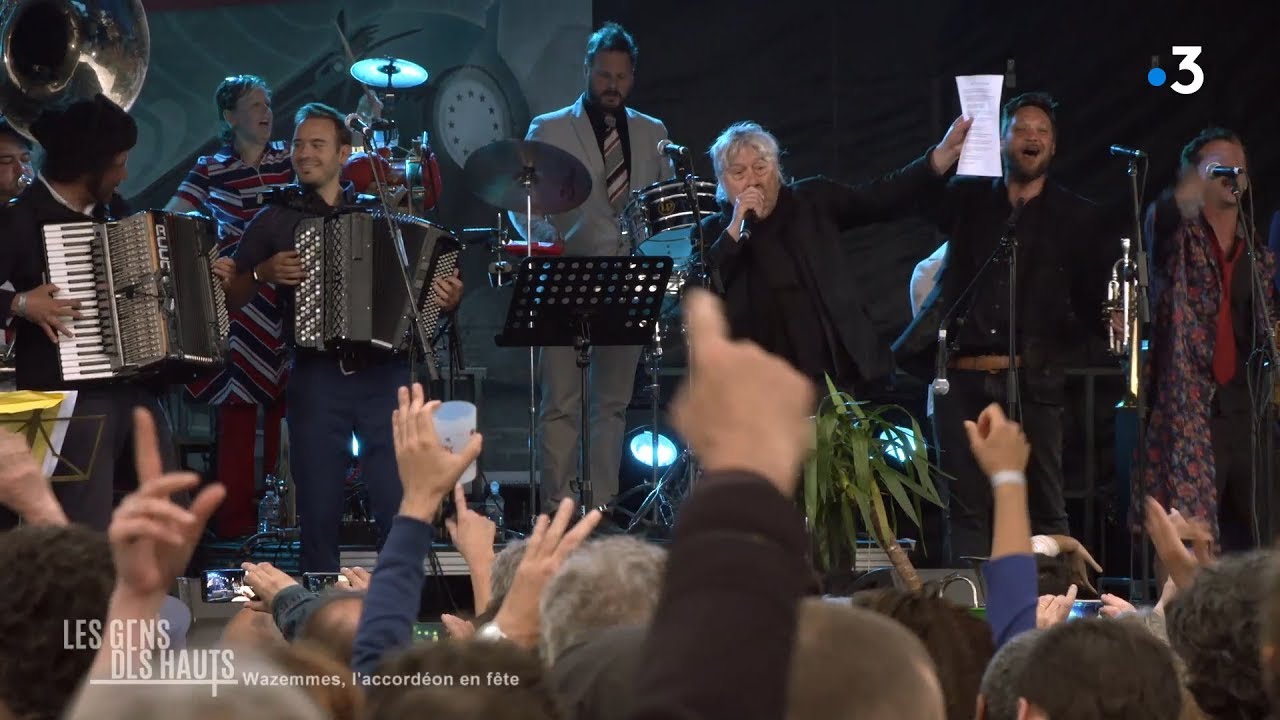 Dick Annegarn et Arno chantent au festival de l'accordéon de Wazemmes