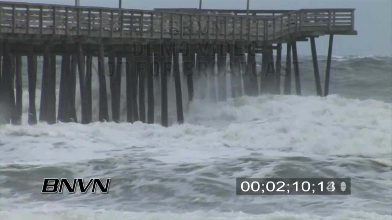 11/2/2007 Hurricane Noel Video, Virginia Beach, VA Part 2